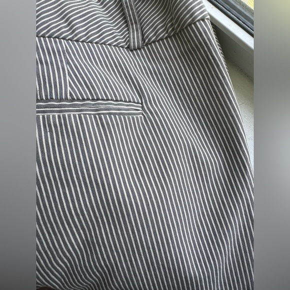 Norma Kamala Seersucker Pin Stripe Pants Taupe Cropped Cotton Blend Size 10 - Picture 3 of 10